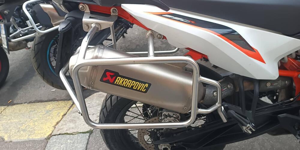 KTM 890 Adventure R (2022) (11)