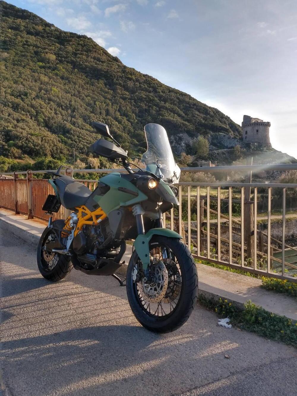 Moto Morini Granpasso 1200 (2010 - 20) (7)