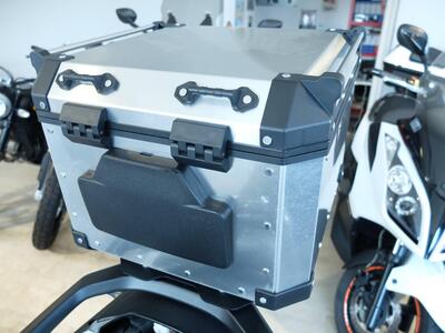 Top case Alluminio Benelli TRK 502