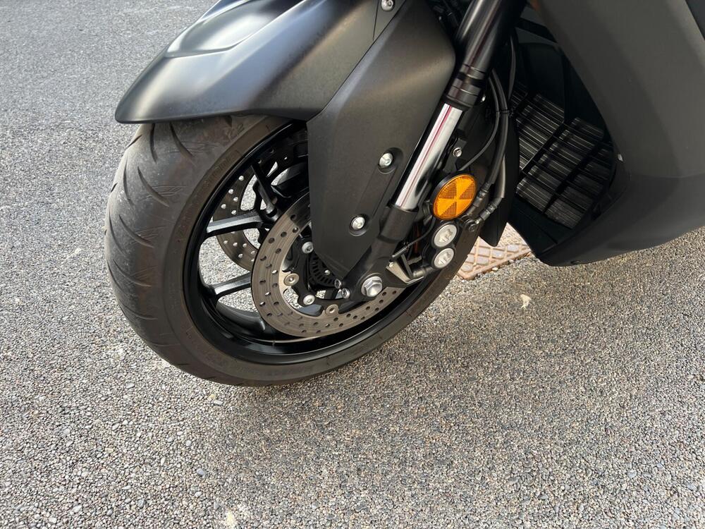 Yamaha T-Max 560 (2022 - 24) (20)