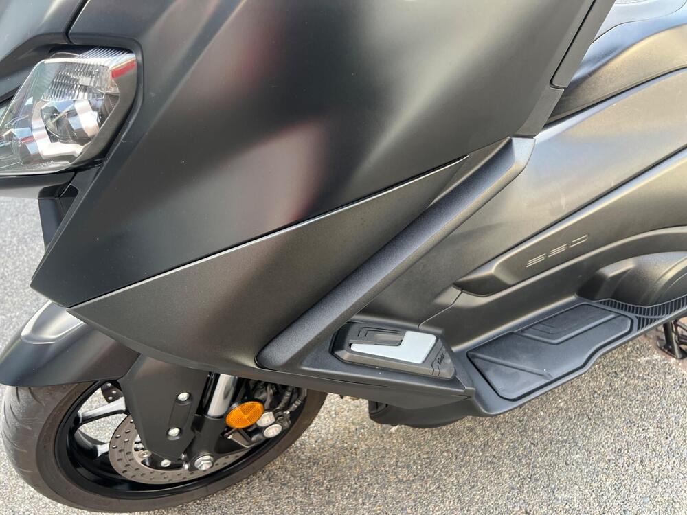 Yamaha T-Max 560 (2022 - 24) (6)