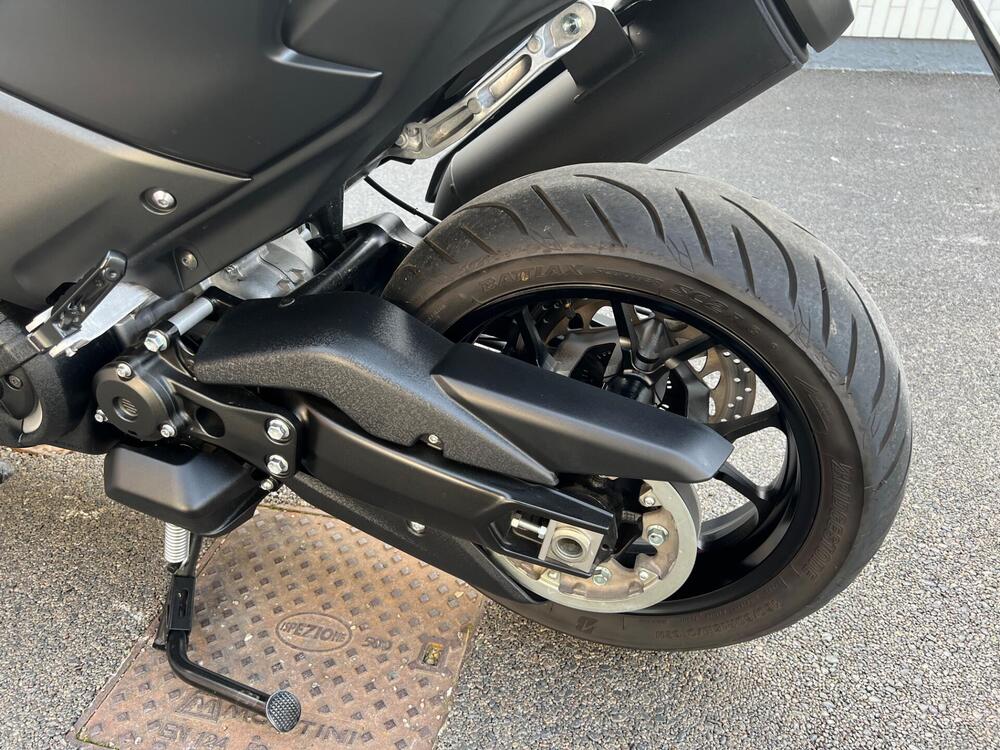 Yamaha T-Max 560 (2022 - 24) (19)