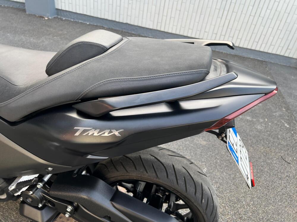 Yamaha T-Max 560 (2022 - 24) (8)