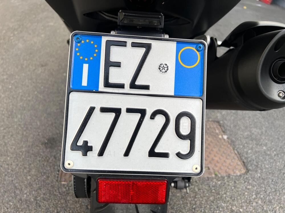 Yamaha T-Max 560 (2022 - 24) (10)