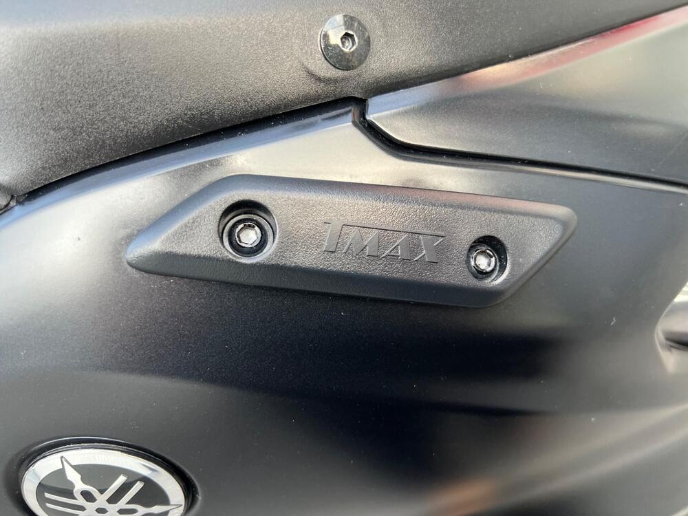 Yamaha T-Max 560 (2022 - 24) (13)