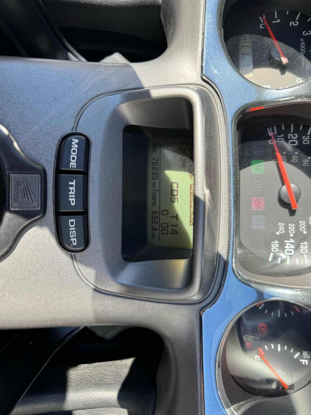 Honda GL 1800 Gold Wing (2000 - 05) (2)