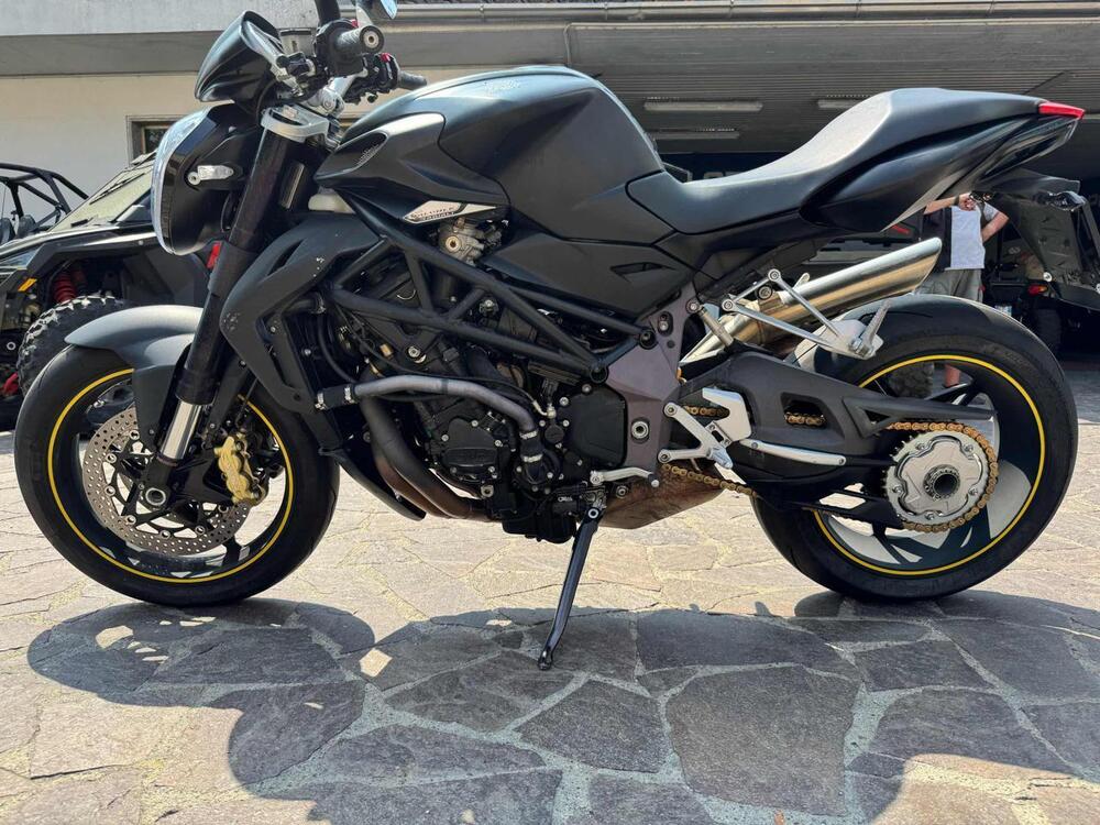 MV Agusta Brutale 920 (2011 - 12) (3)