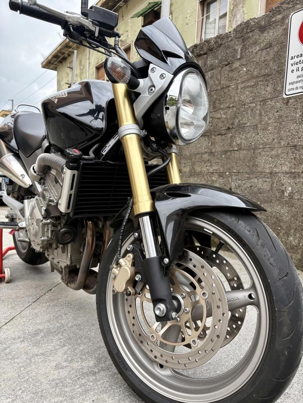 Honda Hornet 600 (2005 - 06) (4)