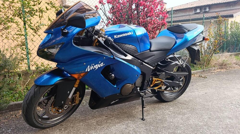 Kawasaki Ninja 636 ZX-6R (2005 - 06) (6)