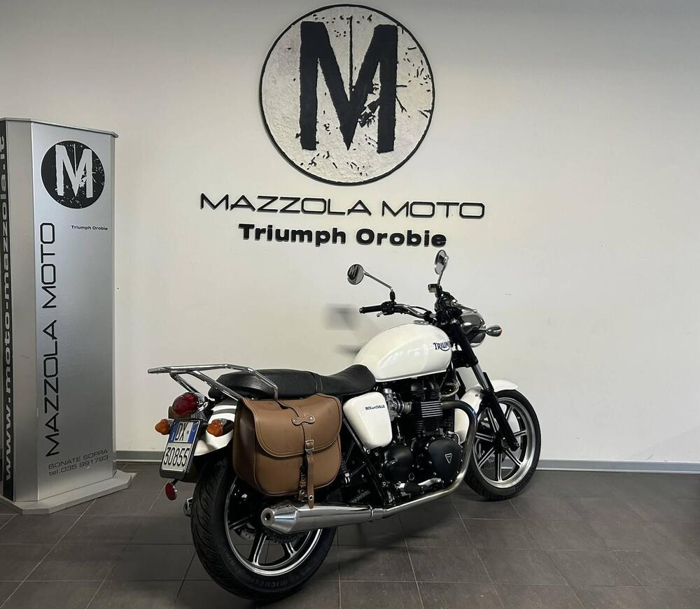 Triumph Bonneville (2007 - 16) (2)