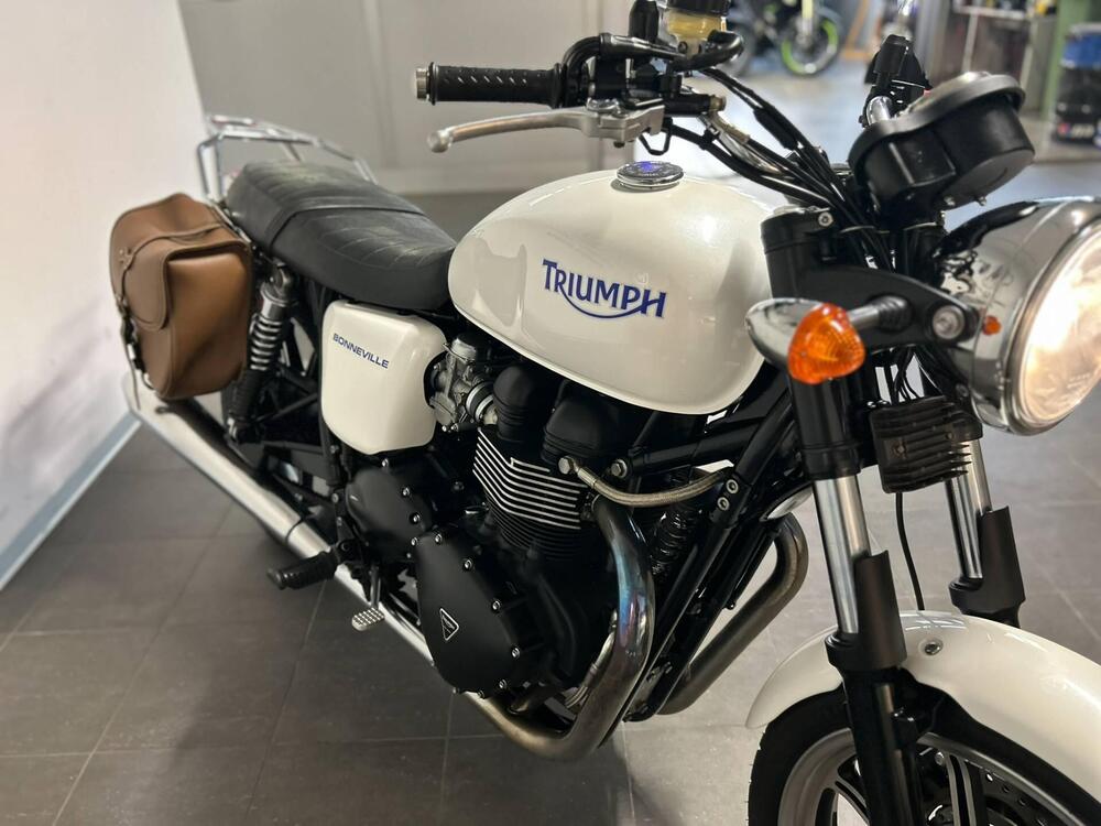 Triumph Bonneville (2007 - 16) (9)