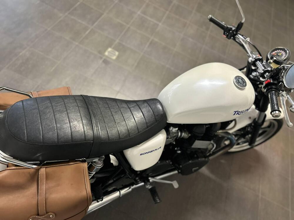 Triumph Bonneville (2007 - 16) (10)