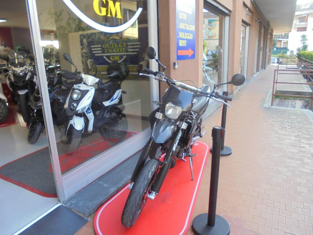 Fantic Motor Motard 50 Performance 2t (2020) (3)