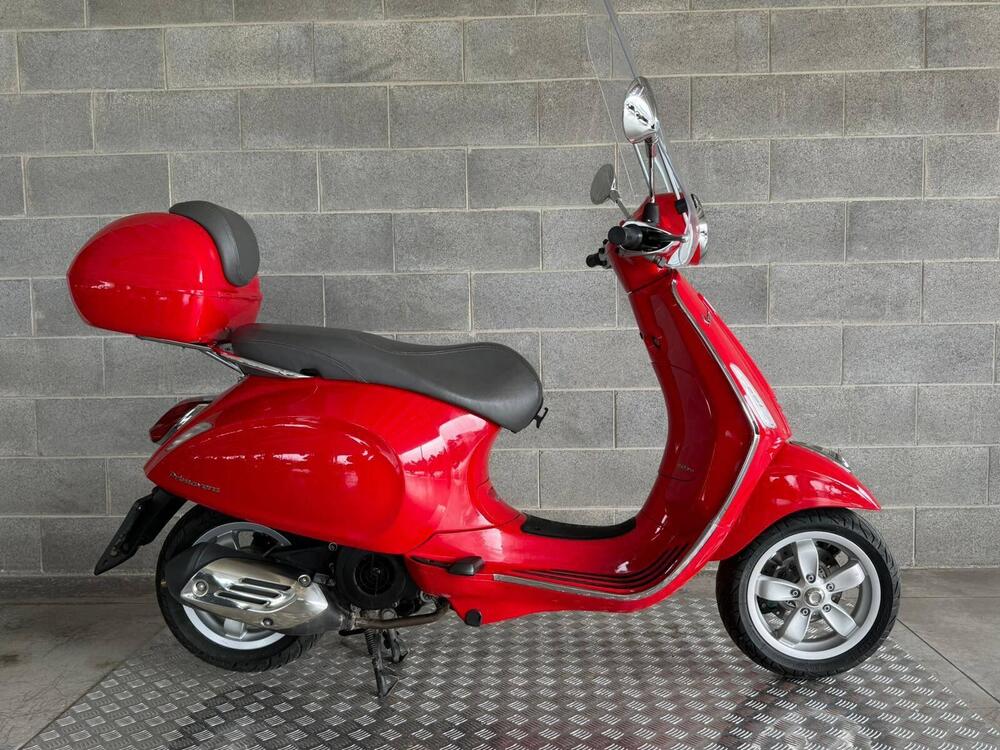 Vespa Primavera 150 3V ie (2014 - 16) (2)