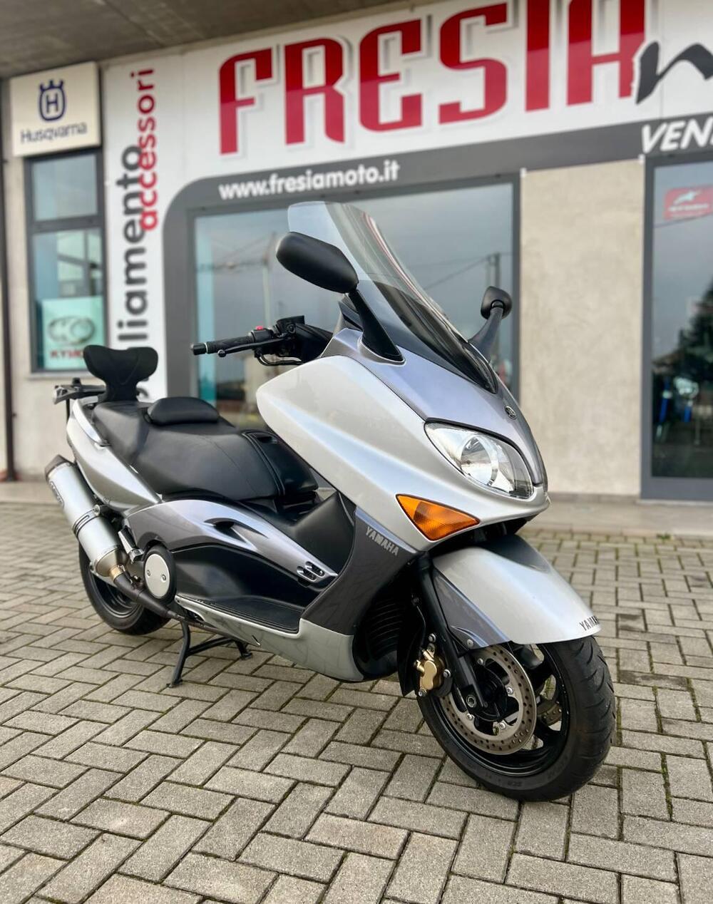 Yamaha T-Max 500 (2004 - 07) (2)