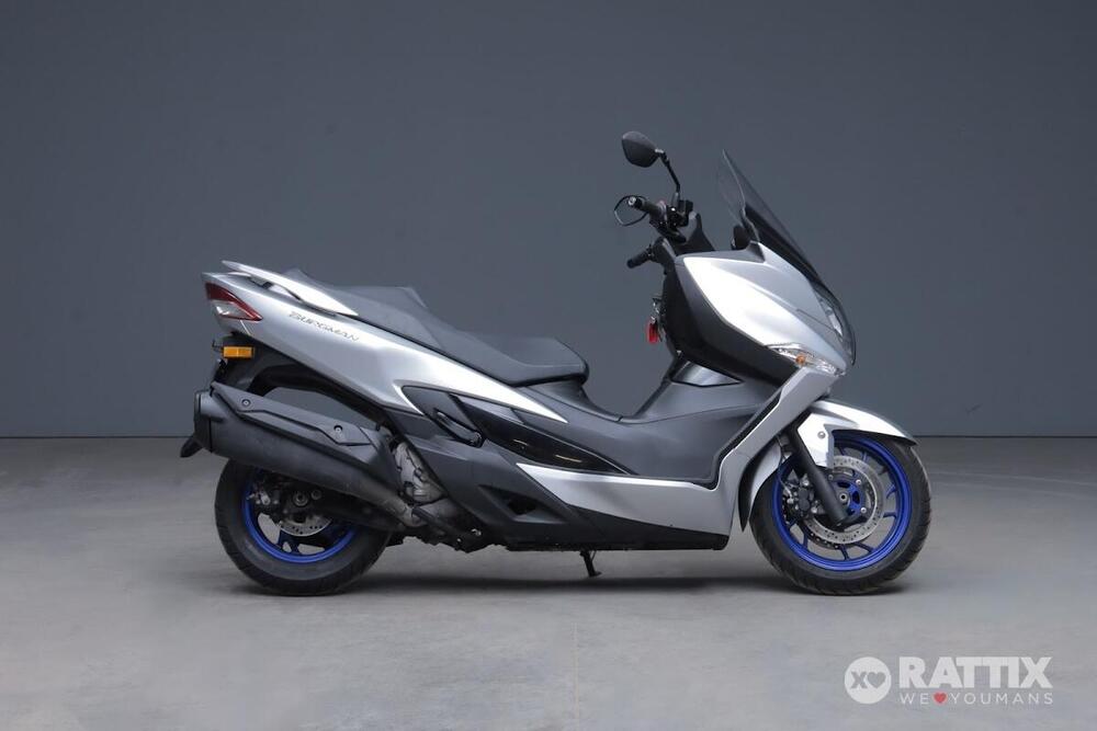 Suzuki Burgman 400 (2022 - 24) (4)
