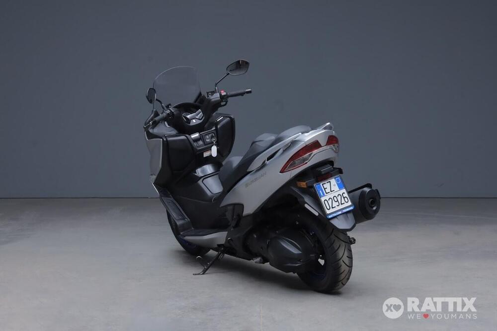 Suzuki Burgman 400 (2022 - 24) (5)