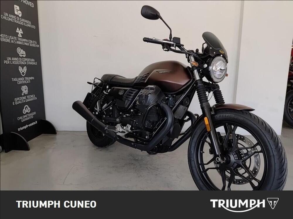 Moto Guzzi V7 III Stone (2017 - 20)