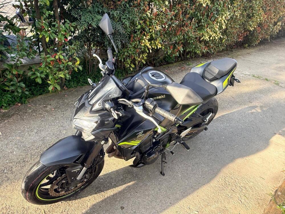 Kawasaki Z 900 (2021 - 24) (4)