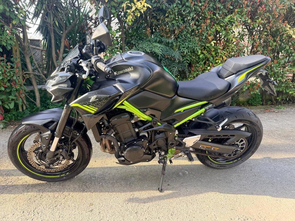 Kawasaki Z 900 (2021 - 24) (2)