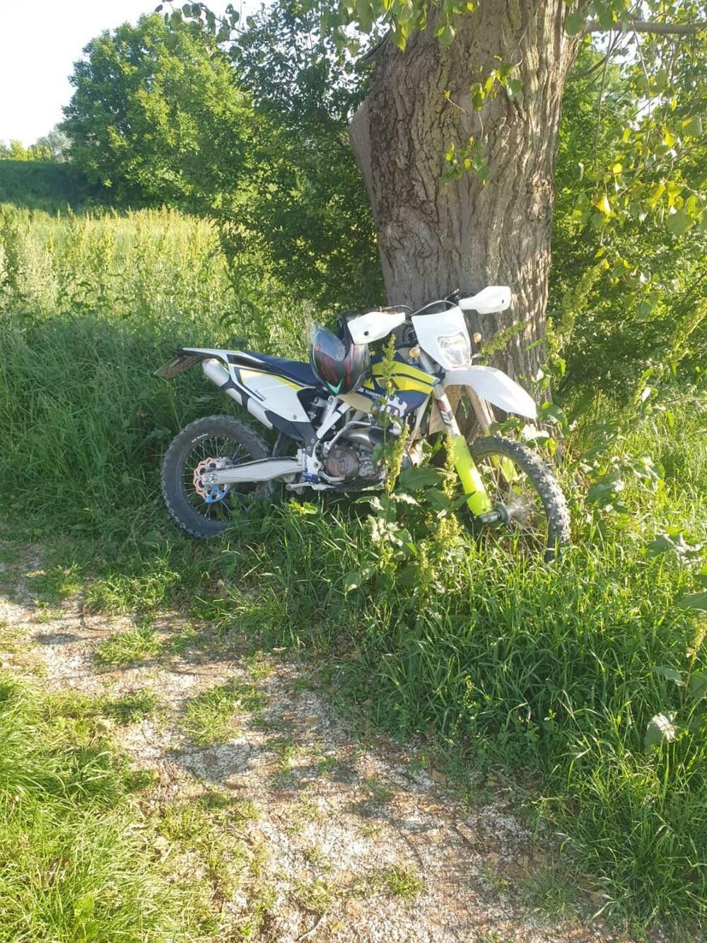 Husqvarna TE 250 (2016) (5)