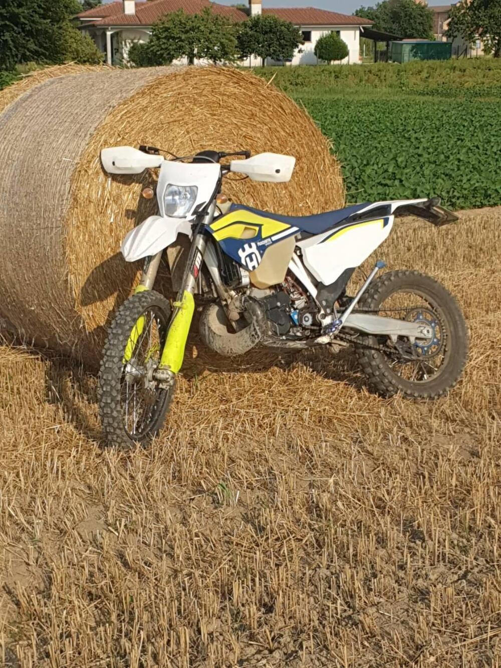 Husqvarna TE 250 (2016) (7)