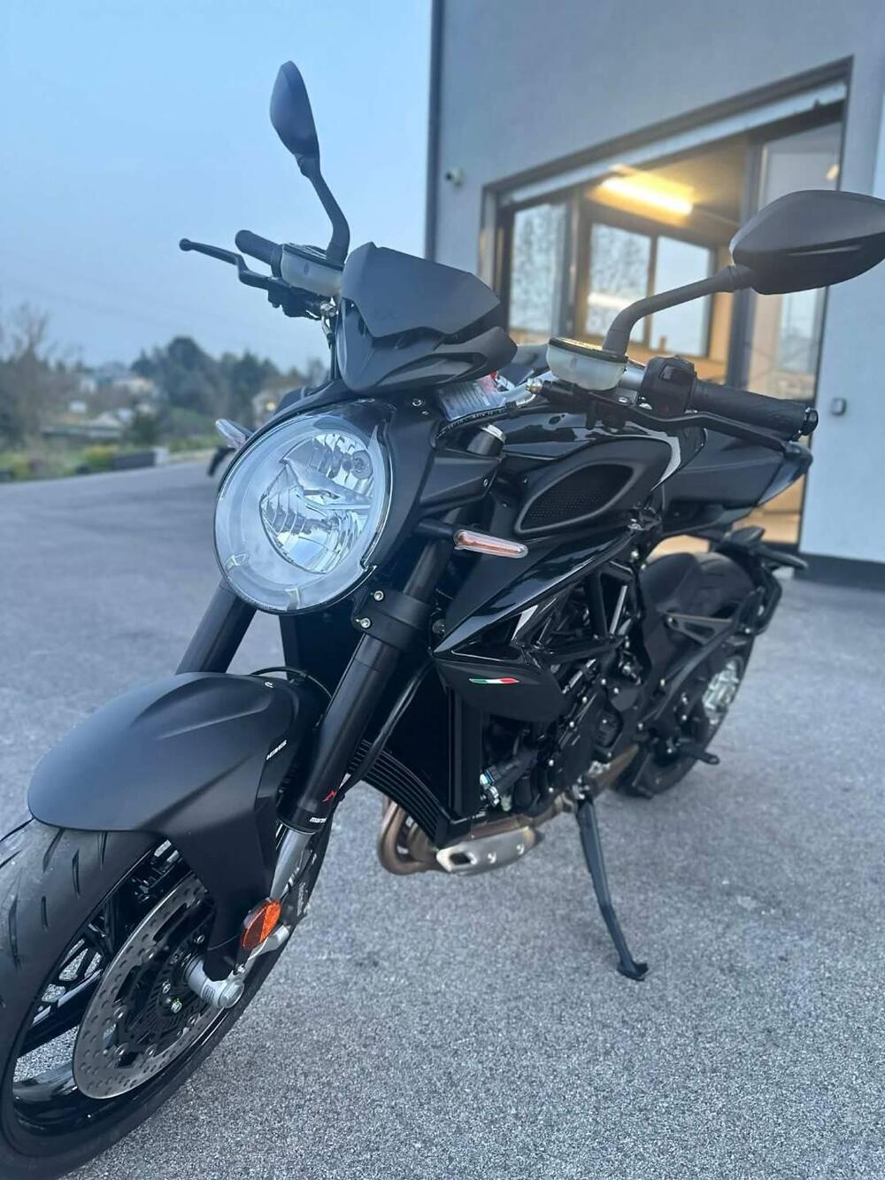 MV Agusta Brutale 800 R (2023 - 25)