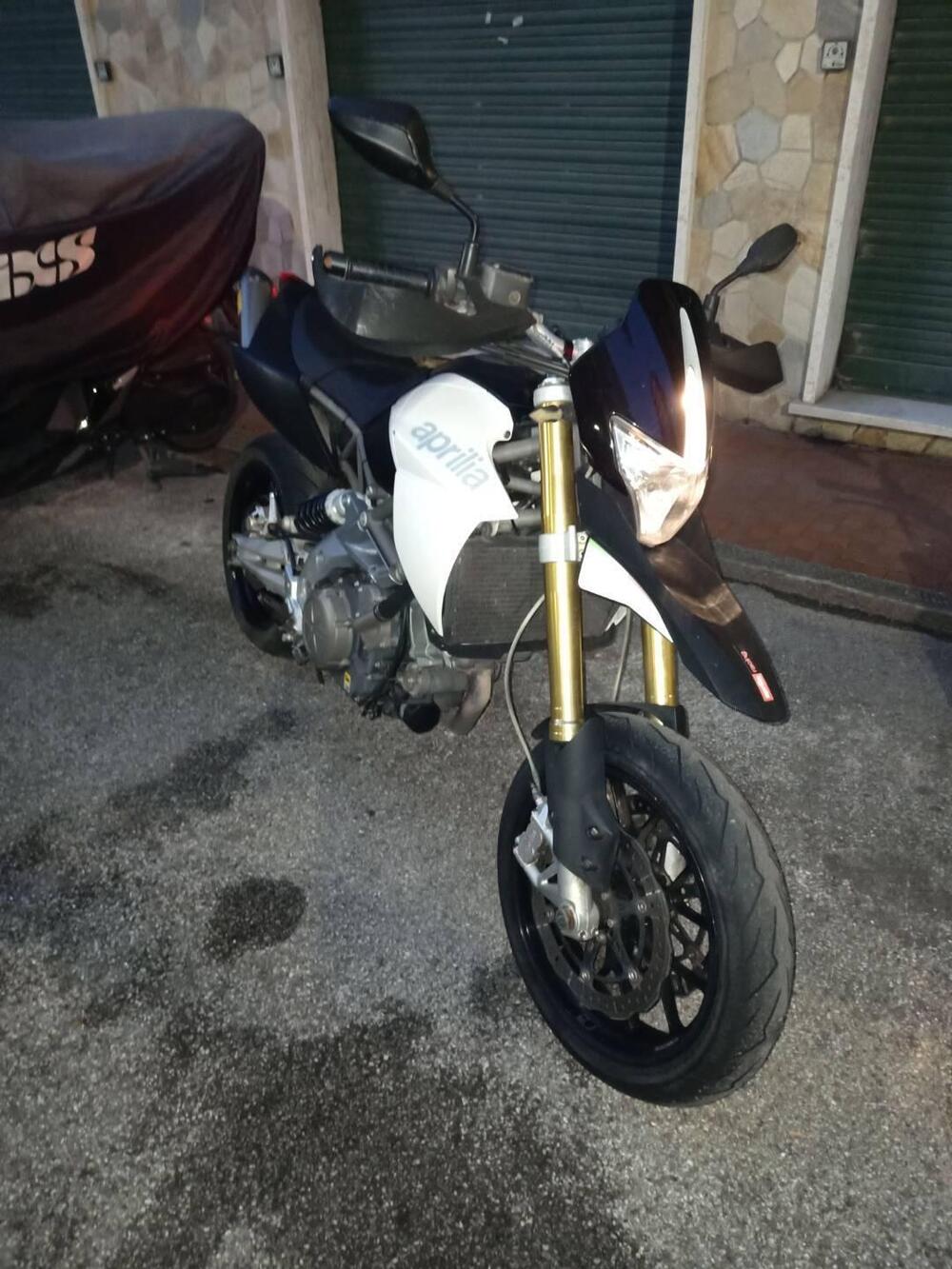 Aprilia Dorsoduro 750 (2009 - 14) (6)