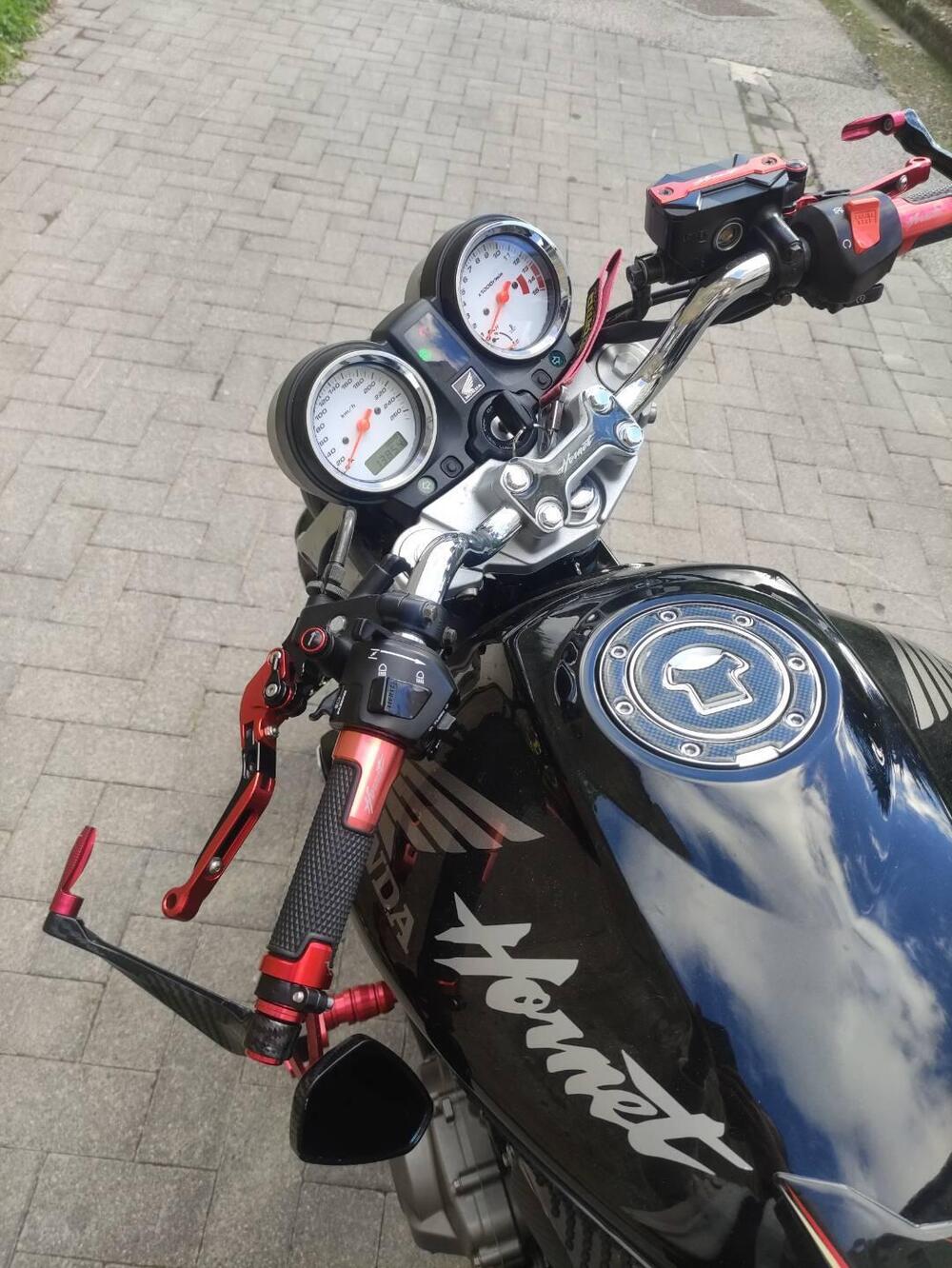 Honda Hornet 600 (2003 - 04) (4)