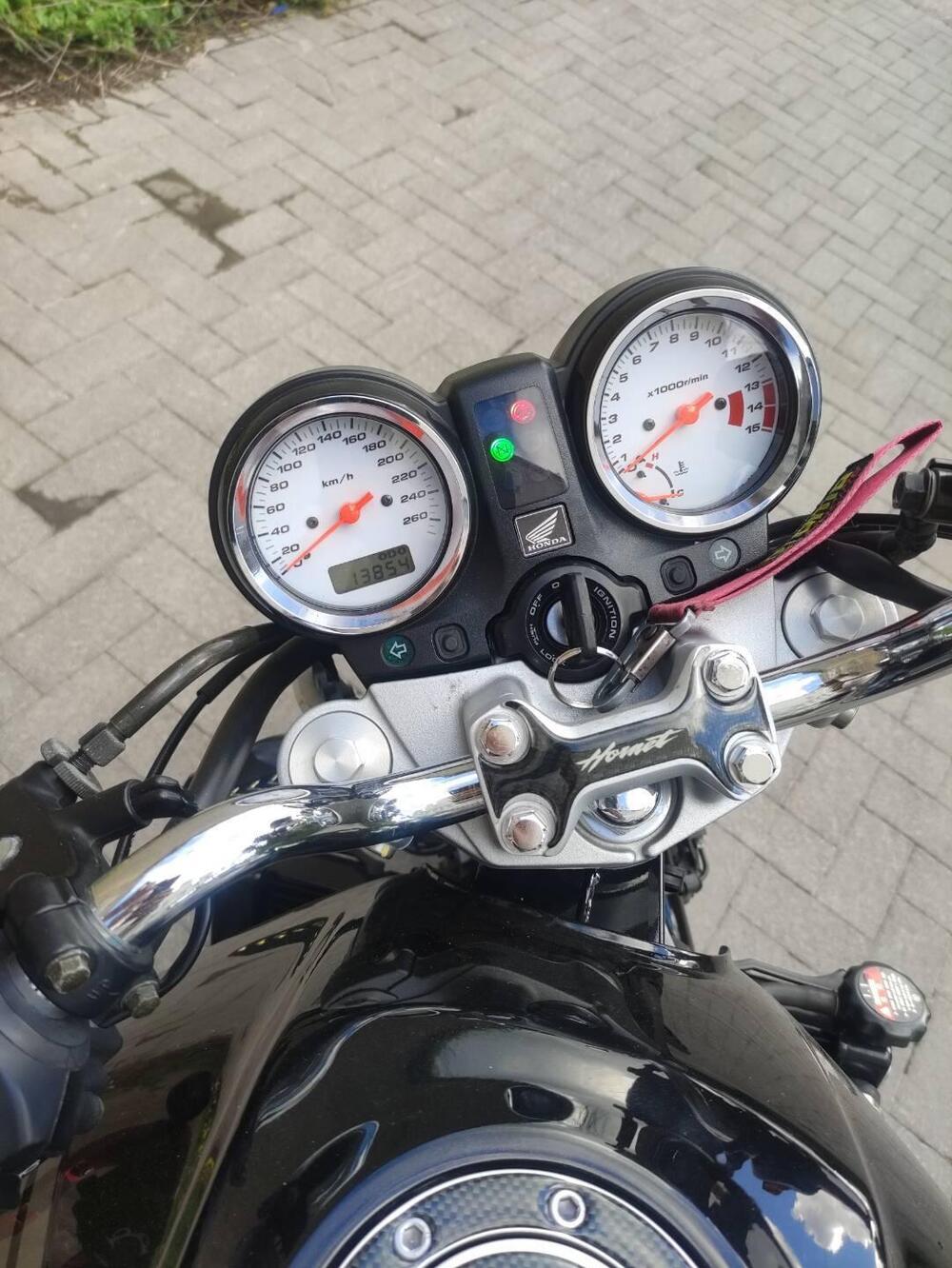 Honda Hornet 600 (2003 - 04) (6)