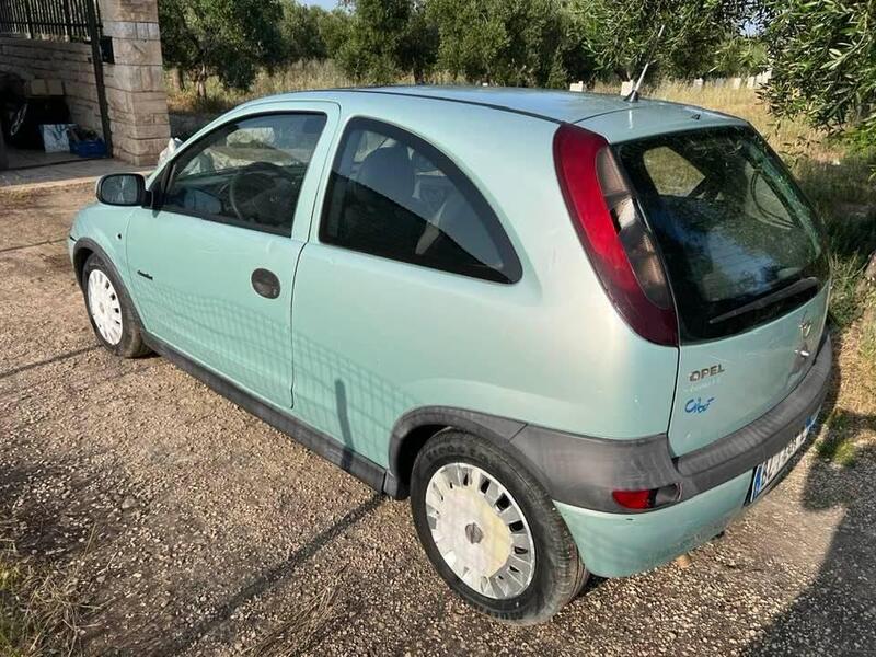 Opel Corsa usata a Bari (2)