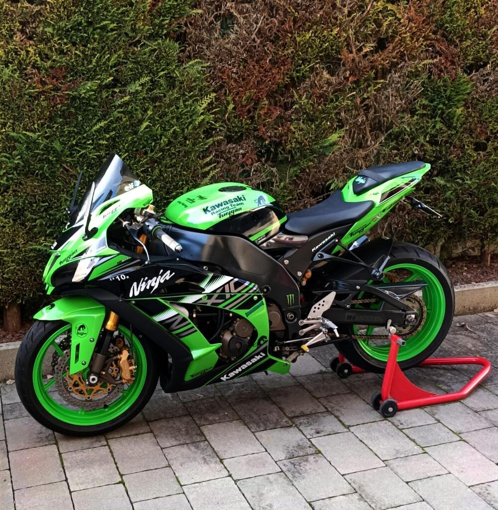 Kawasaki Ninja 1000 ZX-10R (2004 - 05) (2)