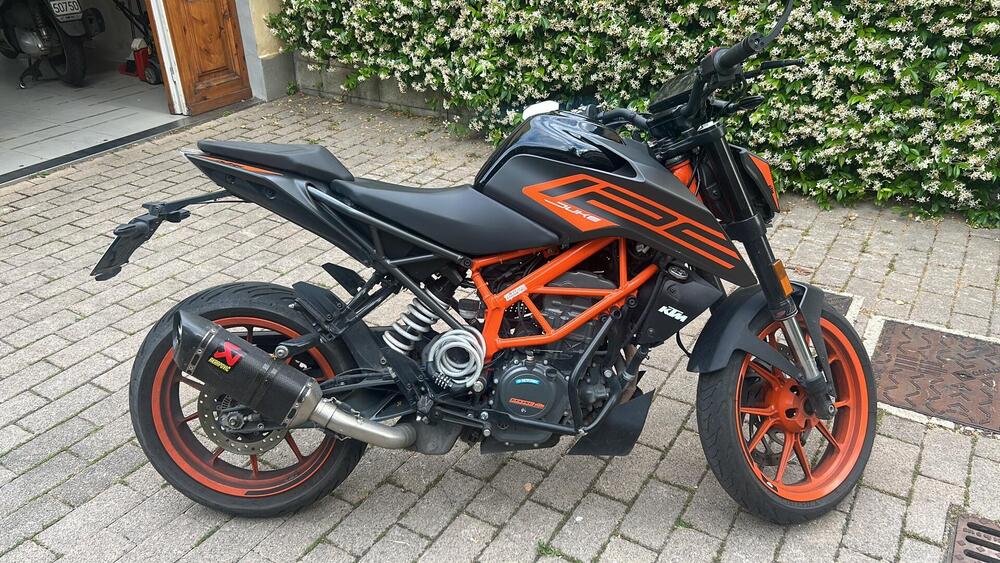KTM 125 Duke (2021 - 23) (4)