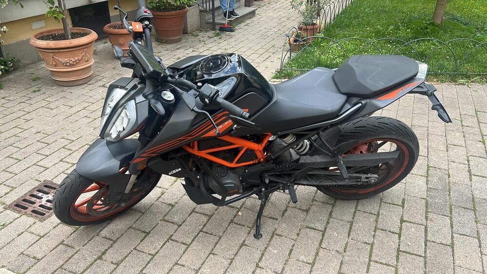 KTM 125 Duke (2021 - 23) (5)