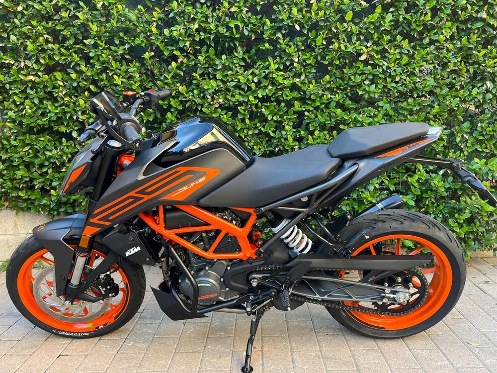 KTM 125 Duke (2021 - 23) (6)