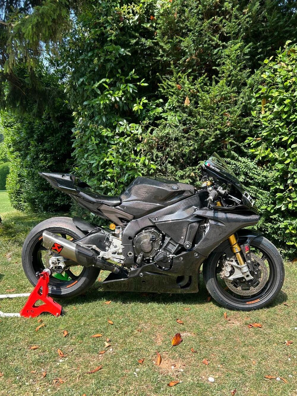 Yamaha YZF R1 M (2015 - 16) (3)