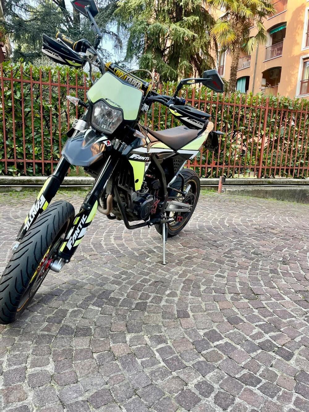 Fantic Motor XMF 125 Motard Performance 4t (2021 - 22) (4)