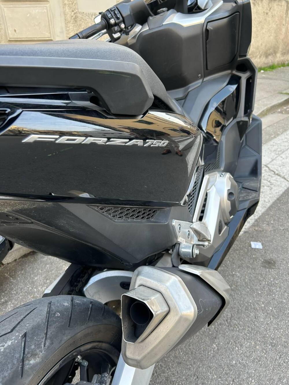 Honda Forza 750 DCT (2021 - 24) (4)