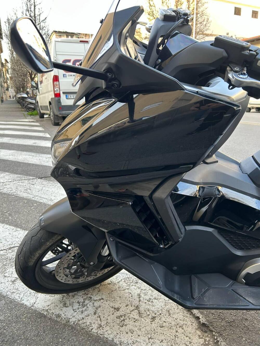Honda Forza 750 DCT (2021 - 24) (9)