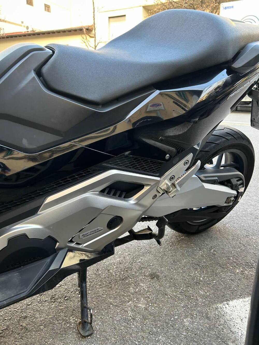 Honda Forza 750 DCT (2021 - 24) (10)