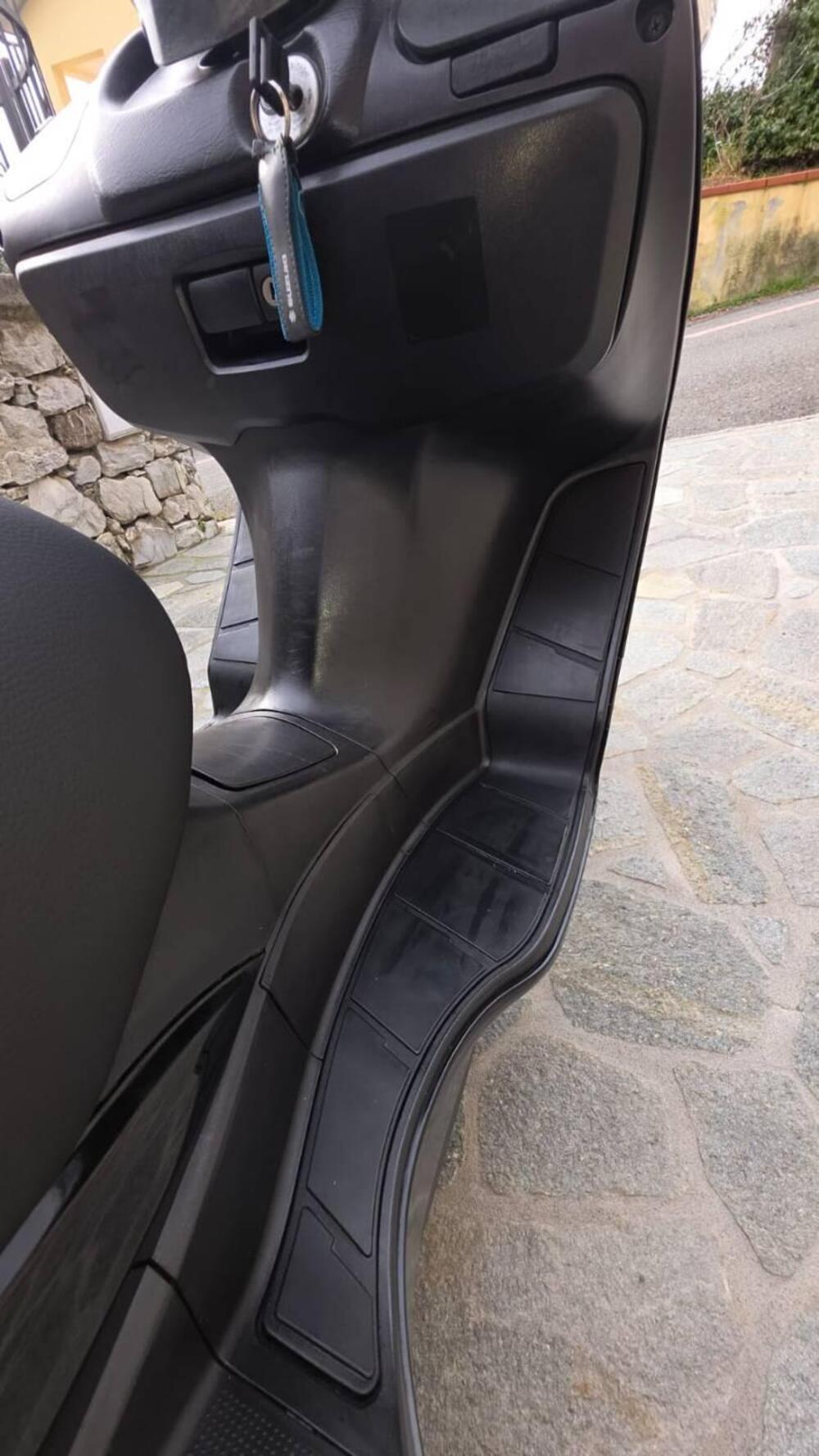 Suzuki Burgman UH 200 (2006 - 12) (16)