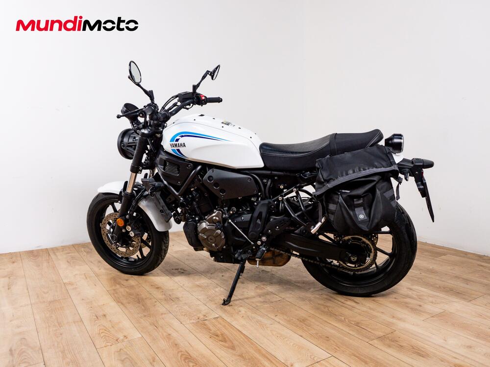 Yamaha XSR 700 (2022 - 26) (7)