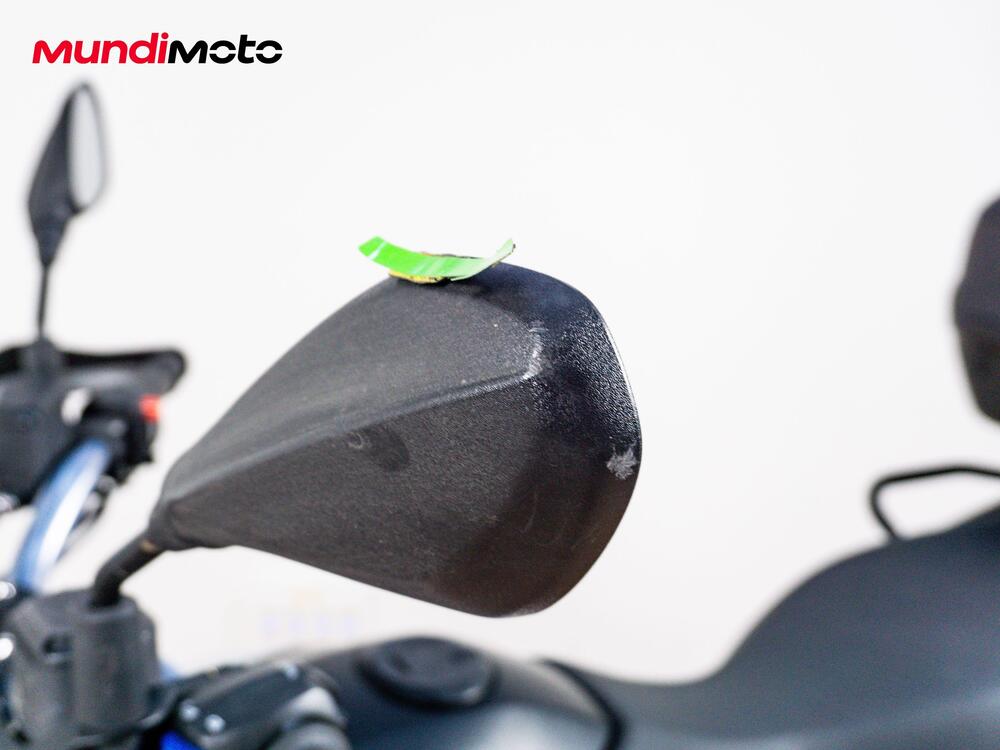 Aprilia Dorsoduro 900 (2017 - 20) (17)