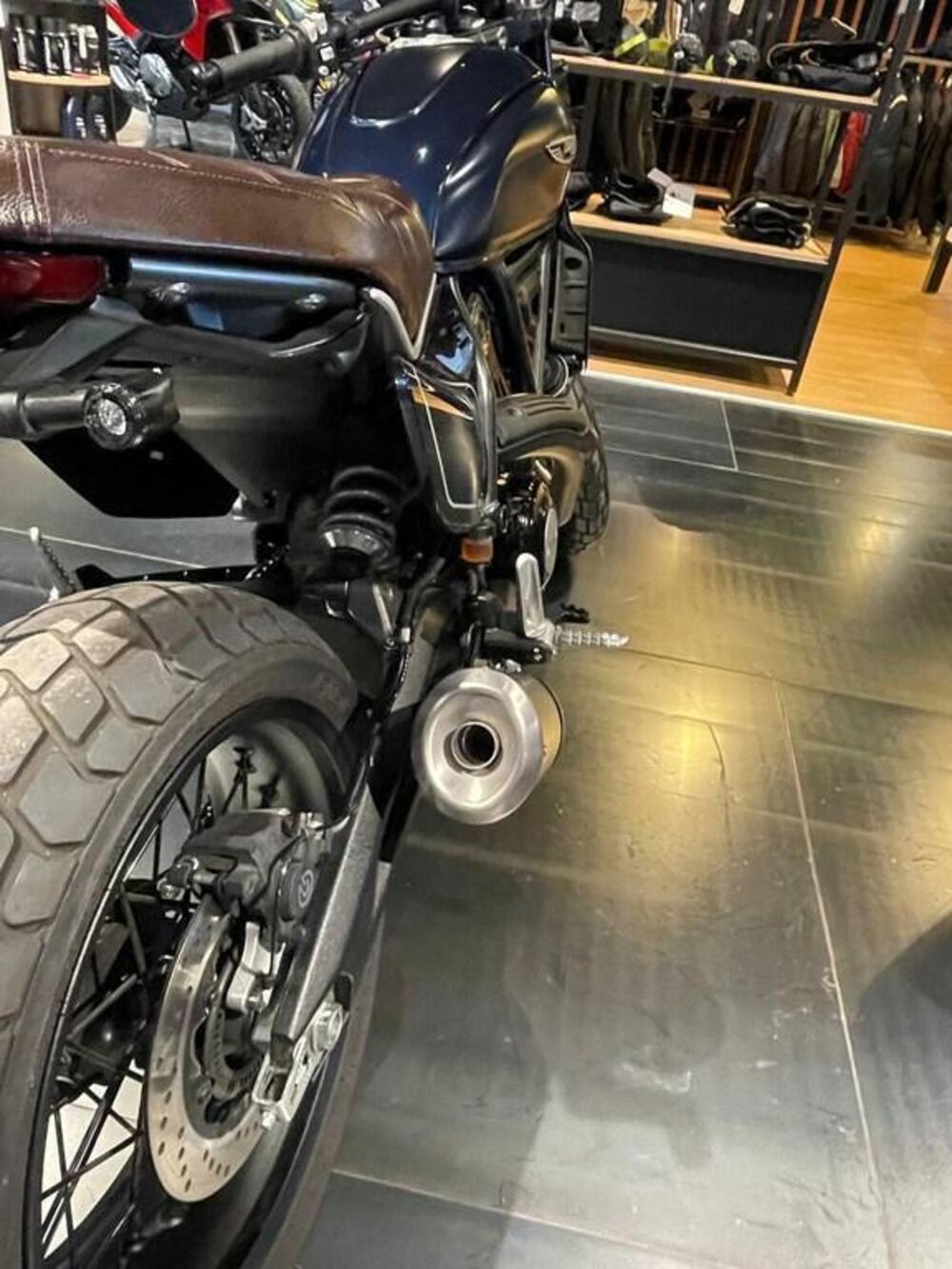 Ducati Scrambler 800 Nightshift (2023 - 24) (5)