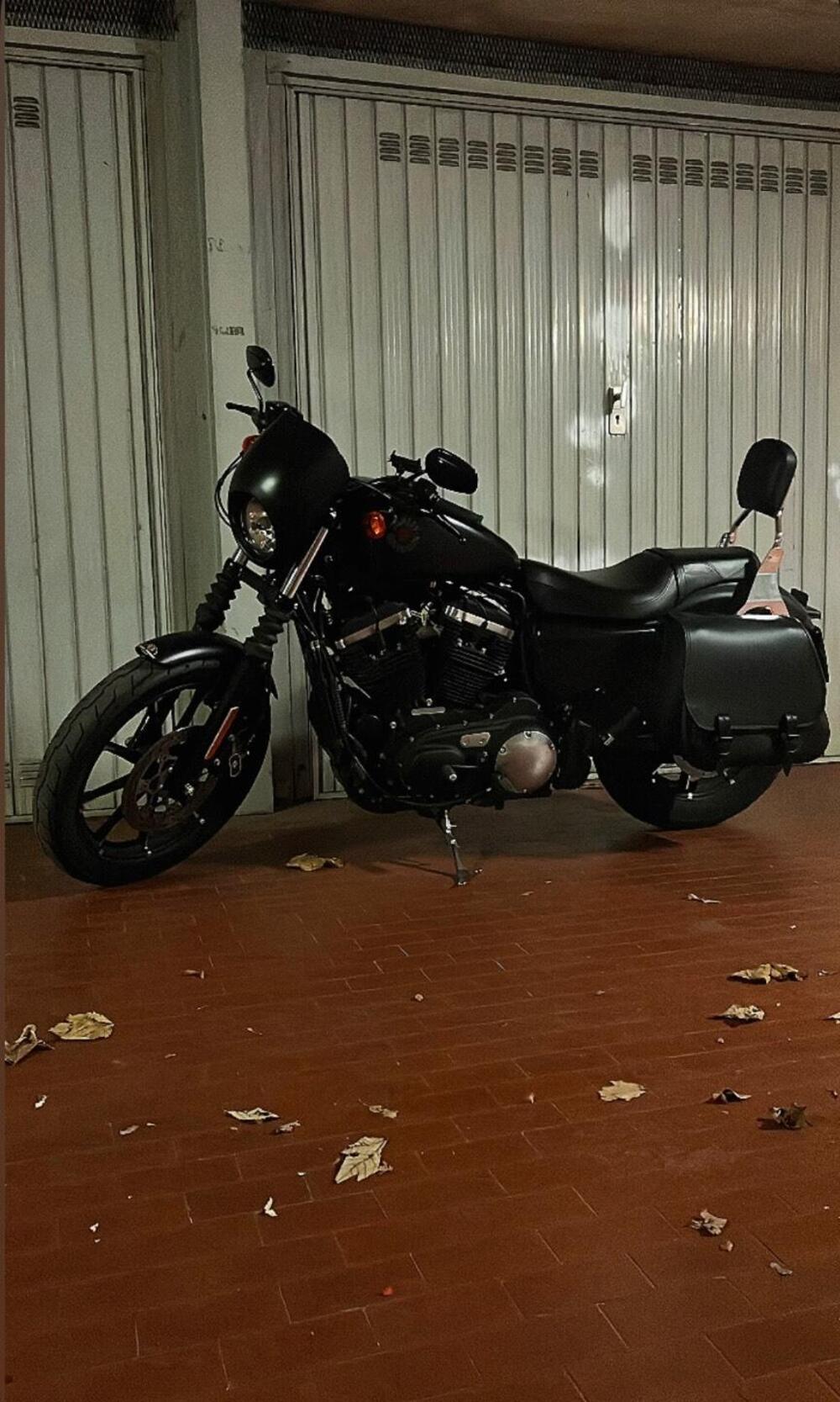 Harley-Davidson 883 Iron (2017 - 20) - XL 883N (7)