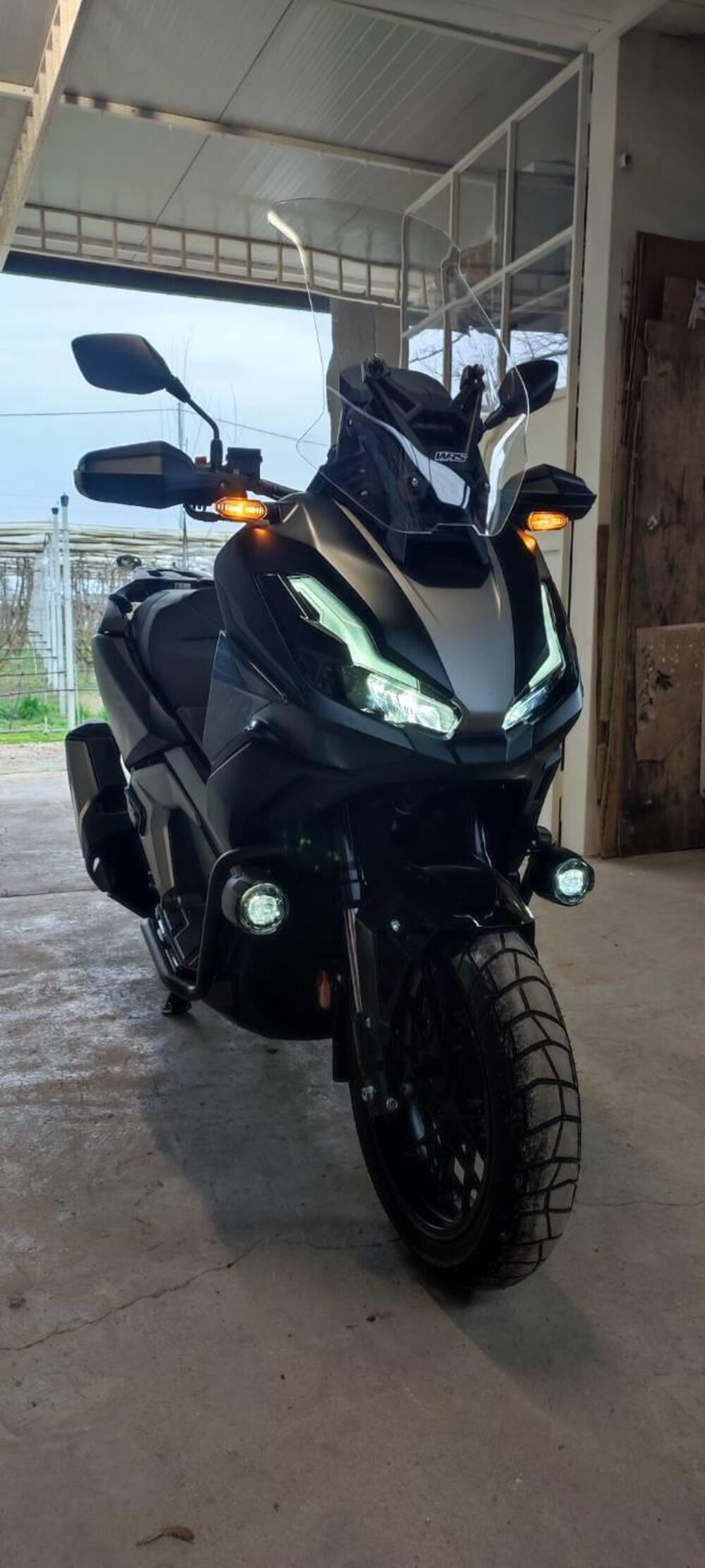 Honda ADV 350 Special Edition (2025 - 26)