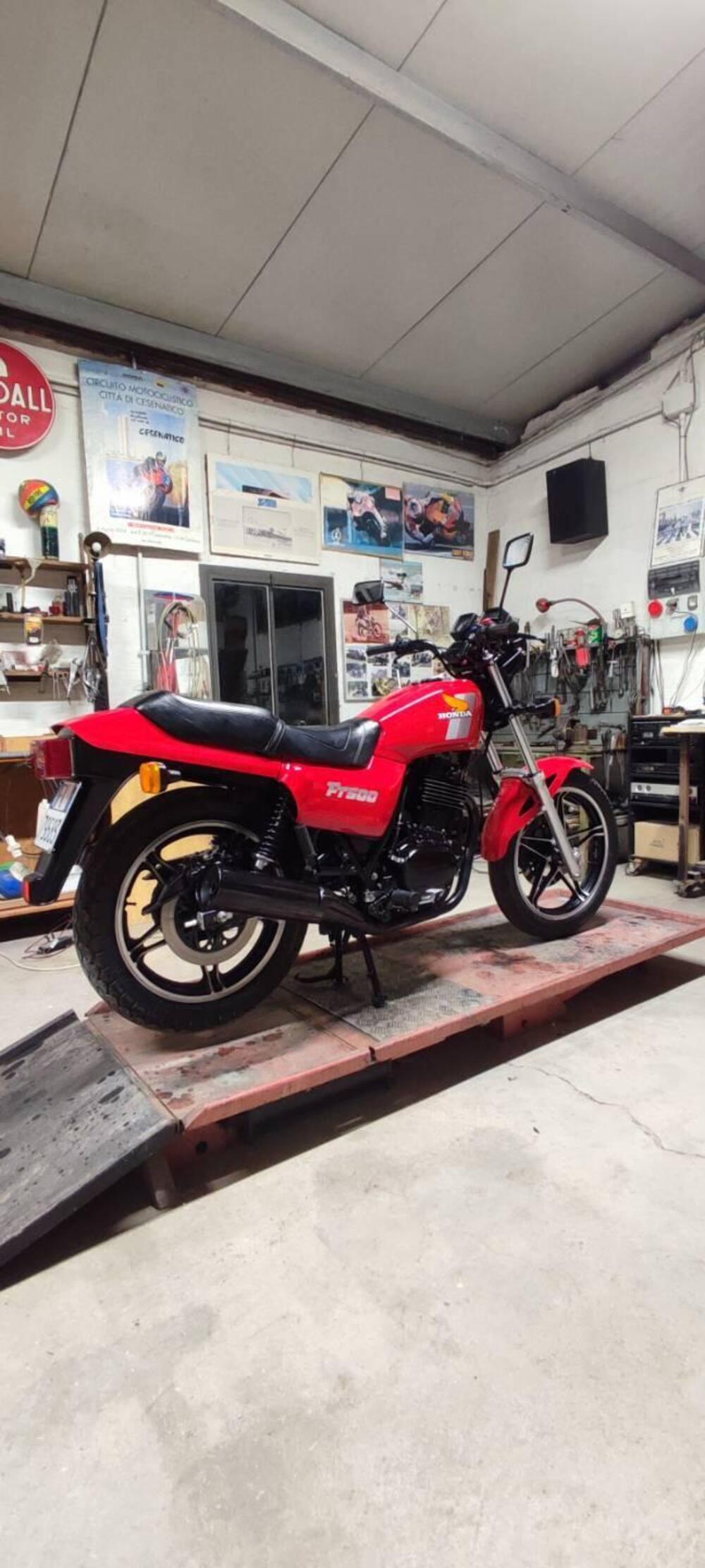 Honda FT 500 (3)