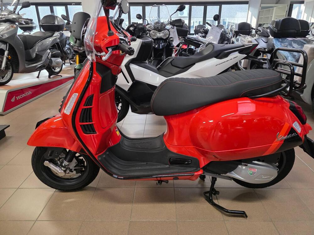 Vespa GTS 300 Super (2023 - 24) (5)