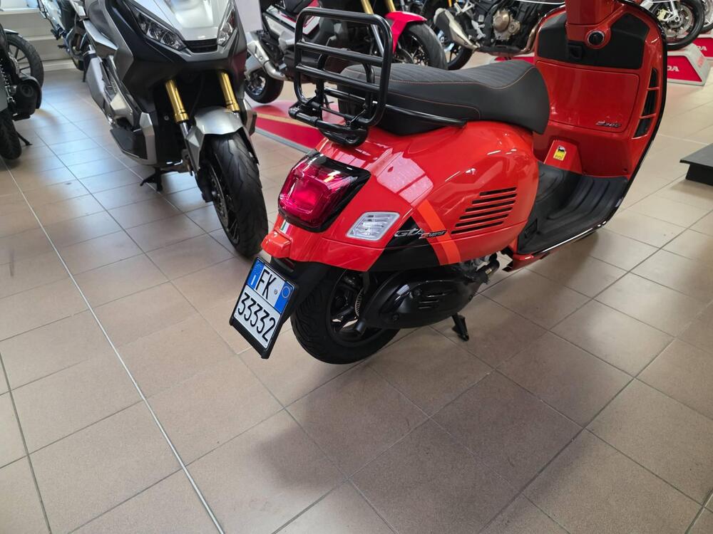 Vespa GTS 300 Super (2023 - 24) (7)