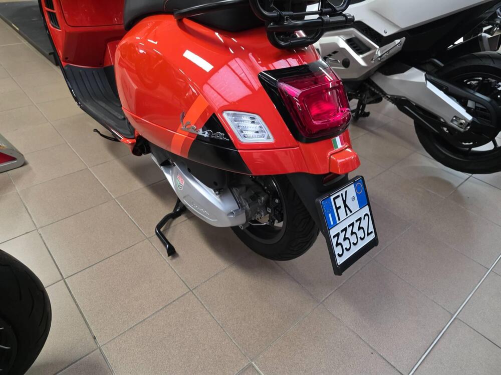 Vespa GTS 300 Super (2023 - 24) (9)